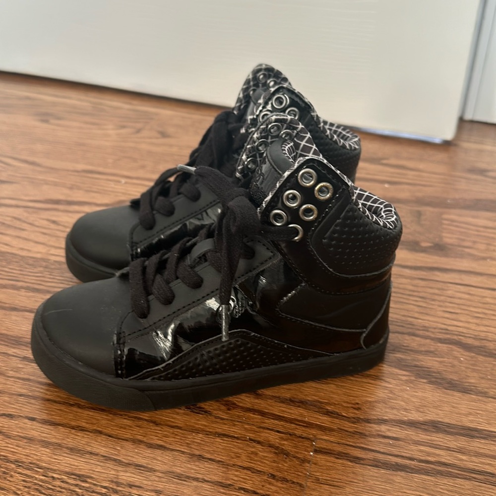 Pastry Youth Hip Hop Sneakers